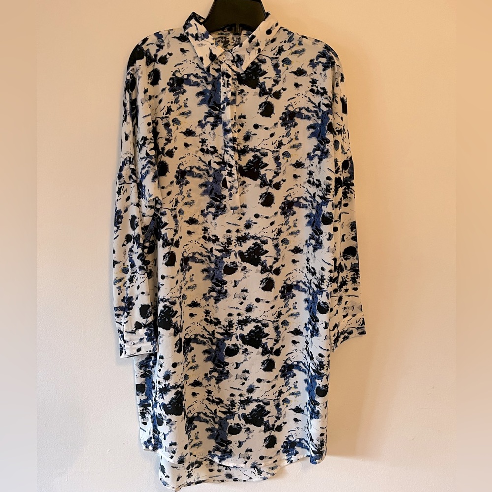 Half button up. Collared printed dress